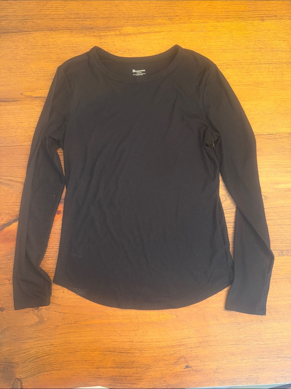 No Boundaries Black Long Sleeve Crewneck Top